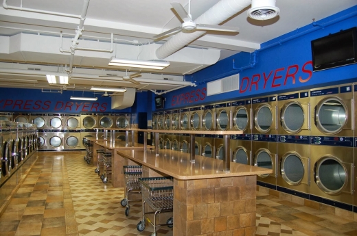 Palace Laundromat LLC in Woodland Park City, New Jersey, United States - #2 Photo of Point of interest, Establishment, Laundry