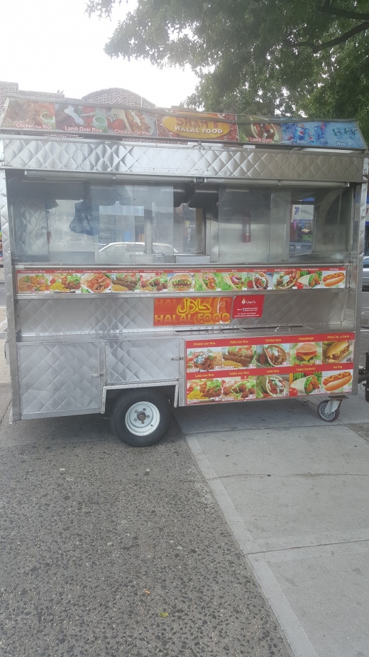 SHAHS HALAL FOOD CART in Queens City, New York, United States - #1 Photo of Food, Point of interest, Establishment