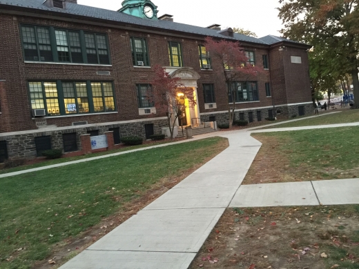 Eleanor Van Gelder Elementary School in Edgewater City, New Jersey, United States - #2 Photo of Point of interest, Establishment, School