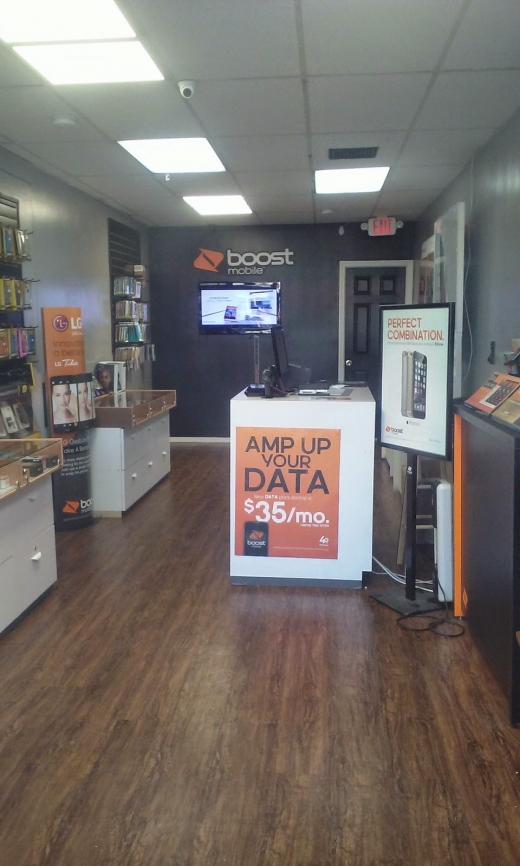 Boost Mobile (Cell Phone Repair & Service Shop) in Yonkers City, New York, United States - #4 Photo of Point of interest, Establishment, Store