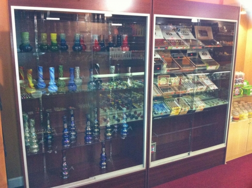 Photo by <br />
<b>Notice</b>:  Undefined index: user in <b>/home/www/activeuser/data/www/vaplace.com/core/views/default/photos.php</b> on line <b>128</b><br />
. Picture for Smokers Expo in Oceanside City, New York, United States - Point of interest, Establishment, Store