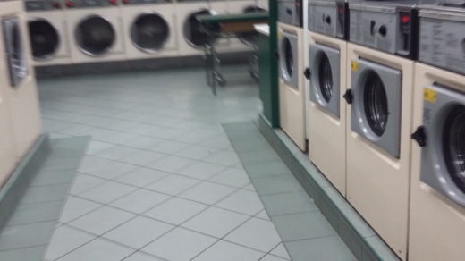 Westchester Laundromat LLC in Bronx City, New York, United States - #1 Photo of Point of interest, Establishment, Laundry