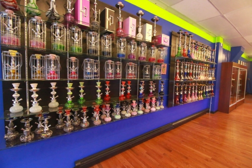 Photo by <br />
<b>Notice</b>:  Undefined index: user in <b>/home/www/activeuser/data/www/vaplace.com/core/views/default/photos.php</b> on line <b>128</b><br />
. Picture for Urge Smoke Shop in Union City, New Jersey, United States - Point of interest, Establishment, Store