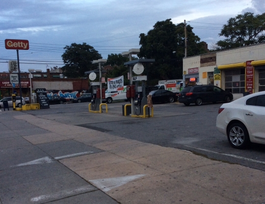 U-Haul Neighborhood Dealer in Bronx City, New York, United States - #2 Photo of Point of interest, Establishment