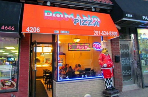 Romano Pizza in Weehawken City, New Jersey, United States - #2 Photo of Restaurant, Food, Point of interest, Establishment, Meal takeaway, Meal delivery