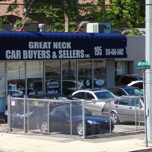 Great Neck Car Buyers & Sellers Inc. in Great Neck City, New York, United States - #2 Photo of Point of interest, Establishment, Car dealer, Store