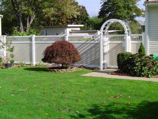 Globe Fence & Railings Inc. in New Rochelle City, New York, United States - #1 Photo of Point of interest, Establishment, Store, General contractor