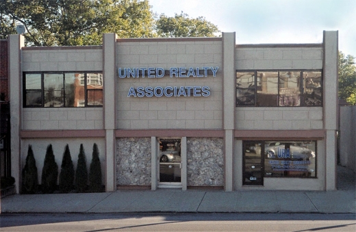 United Realty in Queens City, New York, United States - #2 Photo of Point of interest, Establishment, Real estate agency