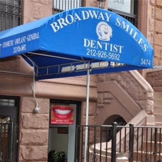 Broadway Smiles : Dr. Suresh Vakharia MDS, DDS, FAGD in New York City, New York, United States - #1 Photo of Point of interest, Establishment, Health, Dentist