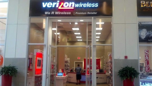 TCC, Verizon Premium Wireless Retailer in Paramus City, New Jersey, United States - #1 Photo of Point of interest, Establishment, Store, Electronics store