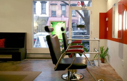 Thread Eyebrow Salon in New York City, New York, United States - #3 Photo of Point of interest, Establishment, Beauty salon, Hair care