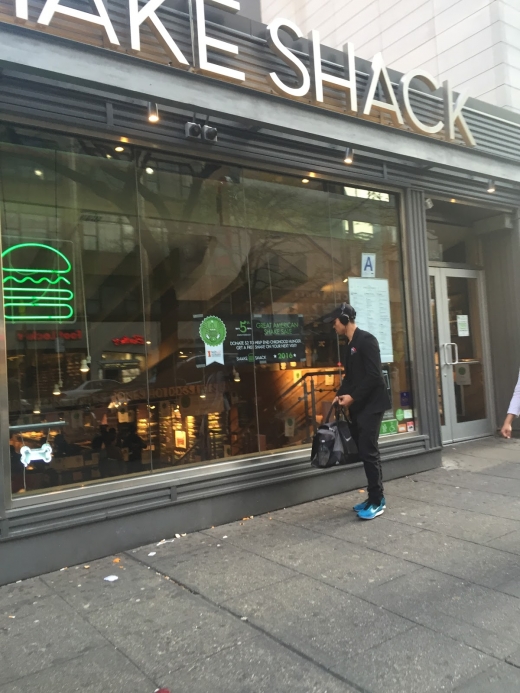 Shake Shack in New York City, New York, United States - #3 Photo of Restaurant, Food, Point of interest, Establishment, Store, Meal takeaway