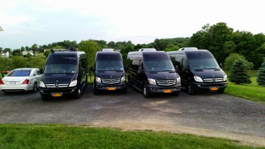 Transporter 2 Luxury Limousine , Transportation Service & NYC New York City Private Tours Comapny in Mount Vernon City, New York, United States - #1 Photo of Point of interest, Establishment, Travel agency