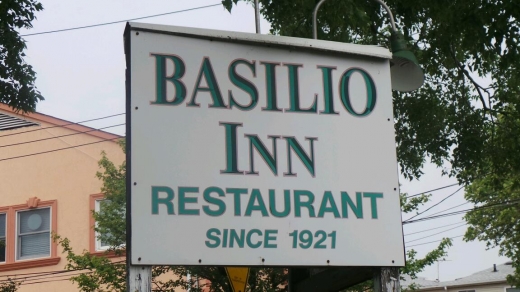 Basilio Inn Restaurant in Staten Island City, New York, United States - #2 Photo of Restaurant, Food, Point of interest, Establishment, Bar