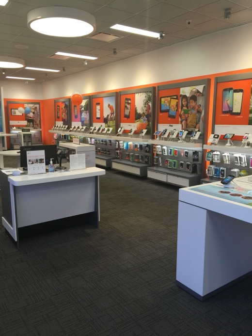 AT&T Authorized Retailer in Glen Oaks City, New York, United States - #2 Photo of Point of interest, Establishment, Store