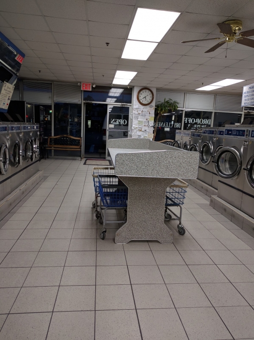 Photo by <br />
<b>Notice</b>:  Undefined index: user in <b>/home/www/activeuser/data/www/vaplace.com/core/views/default/photos.php</b> on line <b>128</b><br />
. Picture for Star Laundromat & Cleaners in Queens City, New York, United States - Point of interest, Establishment, Laundry