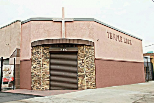 Templo Roca De Mi Salvacion in Newark City, New Jersey, United States - #1 Photo of Point of interest, Establishment, Church, Place of worship
