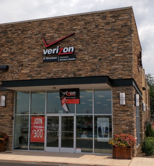 Verizon - A Wireless Premium Retailer in Clark City, New Jersey, United States - #2 Photo of Point of interest, Establishment, Store