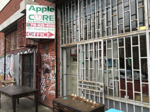 Apple Core Electronics in Kings County City, New York, United States - #1 Photo of Point of interest, Establishment