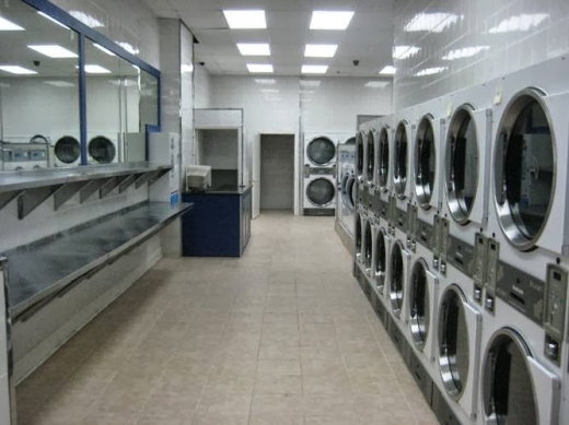 Photo by <br />
<b>Notice</b>:  Undefined index: user in <b>/home/www/activeuser/data/www/vaplace.com/core/views/default/photos.php</b> on line <b>128</b><br />
. Picture for JH Laundromat in Queens City, New York, United States - Point of interest, Establishment, Laundry