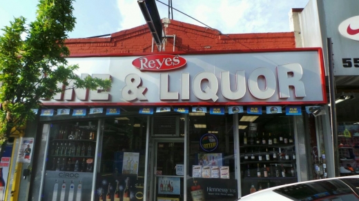 Photo by Walkertwentyfour NYC for Reyes Wine & Liquors