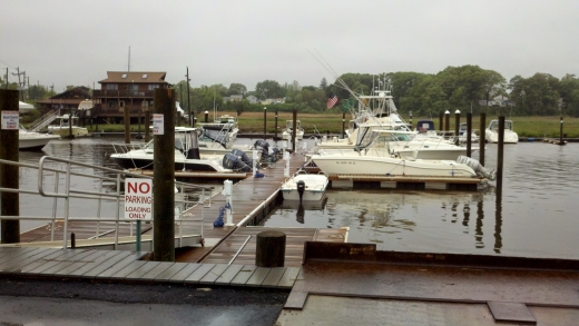 Photo by <br />
<b>Notice</b>:  Undefined index: user in <b>/home/www/activeuser/data/www/vaplace.com/core/views/default/photos.php</b> on line <b>128</b><br />
. Picture for Brown's Point Marina in Keyport City, New Jersey, United States - Point of interest, Establishment