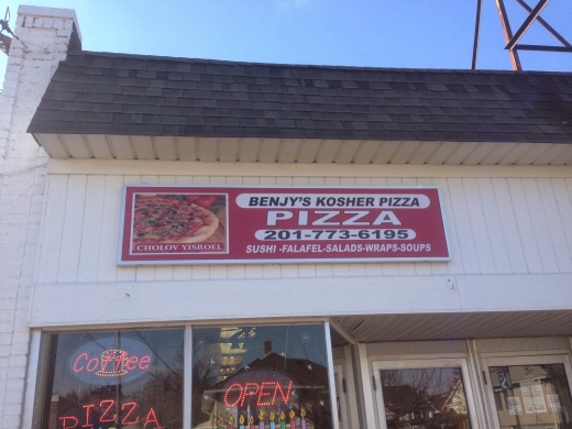 Benjy's Kosher Pizza in Fair Lawn City, New Jersey, United States - #1 Photo of Restaurant, Food, Point of interest, Establishment