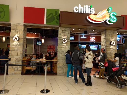 Chili's Grill & Bar in Elizabeth City, New Jersey, United States - #1 Photo of Restaurant, Food, Point of interest, Establishment, Meal delivery, Bar