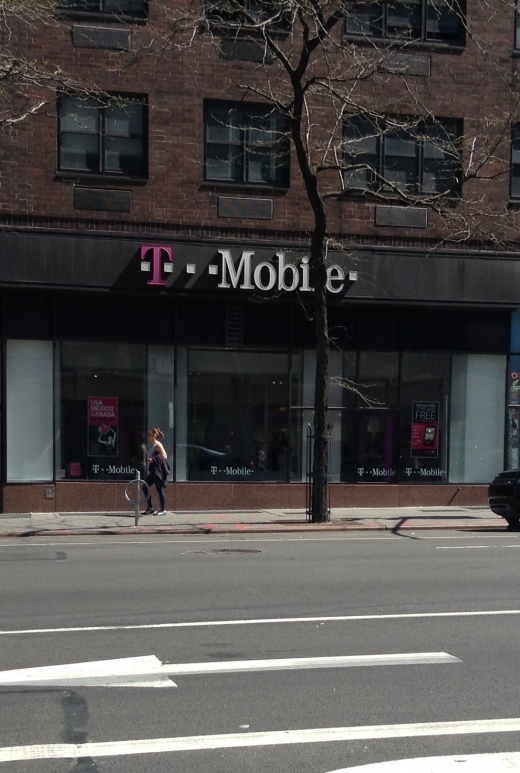 T-Mobile New York in New York City, New York, United States - #1 Photo of Point of interest, Establishment, Store