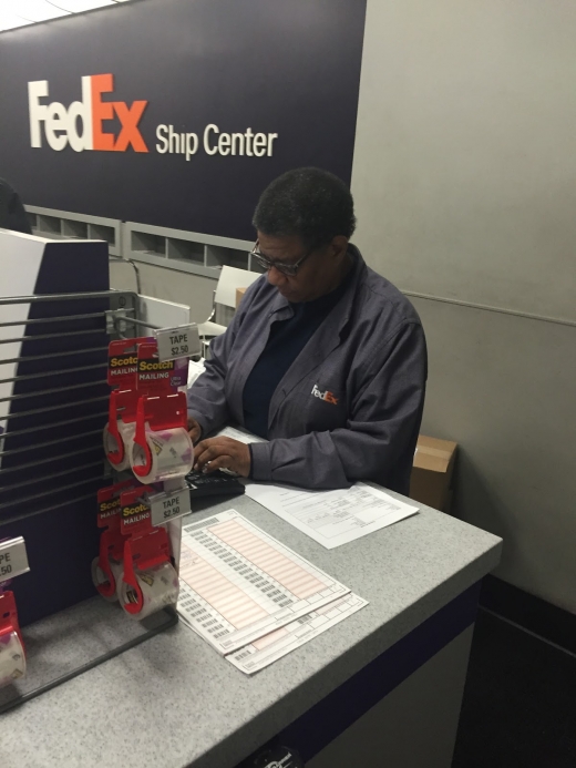 FedEx Ship Center in New York City, New York, United States - #2 Photo of Point of interest, Establishment, Store
