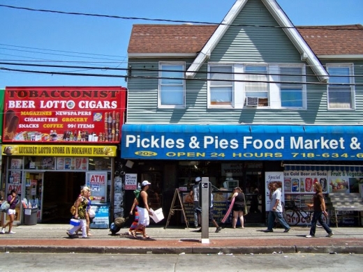 Pickles & Pies Food Market & Deli in Rockaway Park City, New York, United States - #1 Photo of Food, Point of interest, Establishment, Store