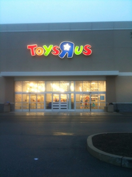 Photo by dbac for Toys"R"Us