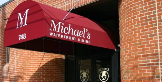Michael's Waterfront Dining in Bronx City, New York, United States - #1 Photo of Restaurant, Food, Point of interest, Establishment, Bar