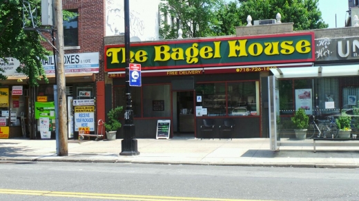 Photo by Walkerten NYC for Bagel House