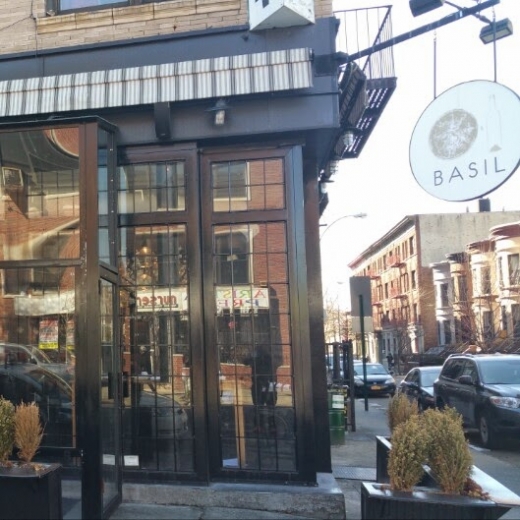 Basil Pizza & Wine Bar in Brooklyn City, New York, United States - #1 Photo of Restaurant, Food, Point of interest, Establishment, Bar