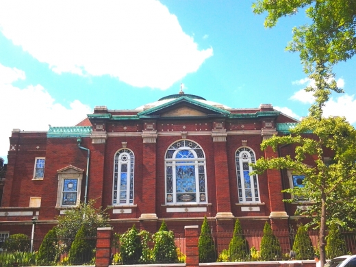Photo by <br />
<b>Notice</b>:  Undefined index: user in <b>/home/www/activeuser/data/www/vaplace.com/core/views/default/photos.php</b> on line <b>128</b><br />
. Picture for Free Synagogue of Flushing in Flushing City, New York, United States - Point of interest, Establishment, School, Place of worship, Synagogue