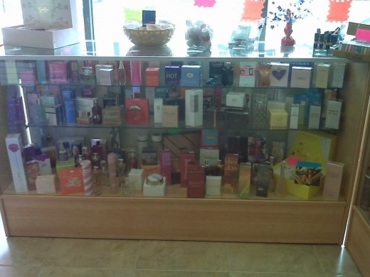 Photo by <br />
<b>Notice</b>:  Undefined index: user in <b>/home/www/activeuser/data/www/vaplace.com/core/views/default/photos.php</b> on line <b>128</b><br />
. Picture for Stardust Perfume in Staten Island City, New York, United States - Point of interest, Establishment, Store, Clothing store