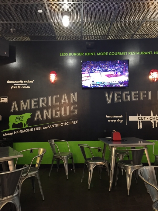 BURGERFI in Uniondale City, New York, United States - #3 Photo of Restaurant, Food, Point of interest, Establishment, Store, Bar