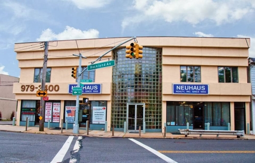 Neuhaus Realty Inc in Staten Island City, New York, United States - #1 Photo of Point of interest, Establishment, Real estate agency