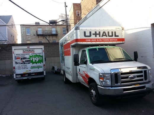 U-Haul Neighborhood Dealer in Jersey City, New Jersey, United States - #4 Photo of Point of interest, Establishment
