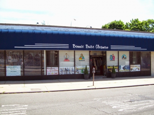 Bonnie Brite Cleaners in Queens City, New York, United States - #3 Photo of Point of interest, Establishment, Laundry