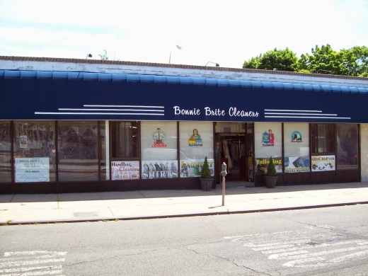 Photo by <br />
<b>Notice</b>:  Undefined index: user in <b>/home/www/activeuser/data/www/vaplace.com/core/views/default/photos.php</b> on line <b>128</b><br />
. Picture for Bonnie Brite Cleaners in Queens City, New York, United States - Point of interest, Establishment, Laundry