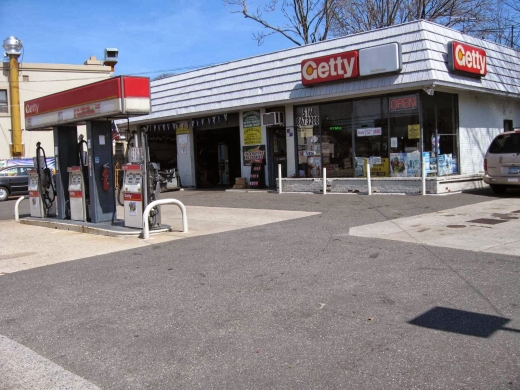 Good Luck Getty in Baldwin City, New York, United States - #1 Photo of Point of interest, Establishment, Car repair