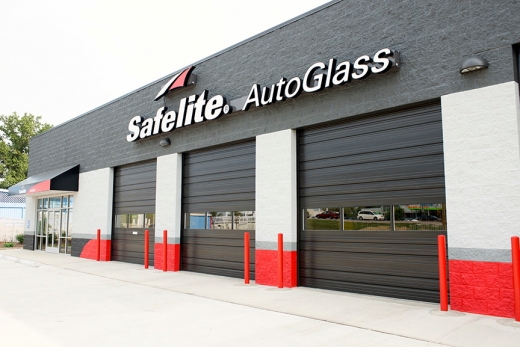 Safelite AutoGlass in Great Neck City, New York, United States - #1 Photo of Point of interest, Establishment, Car repair