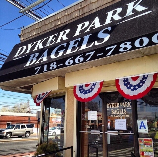 Dyker Park Bagels in Staten Island City, New York, United States - #1 Photo of Restaurant, Food, Point of interest, Establishment, Store, Meal takeaway, Cafe, Bakery