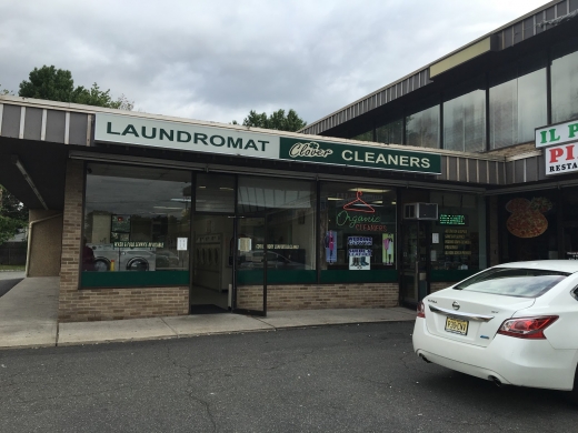 Clover Dry Cleaners & Lndrmt in Woodbridge Township City, New Jersey, United States - #4 Photo of Point of interest, Establishment, Laundry