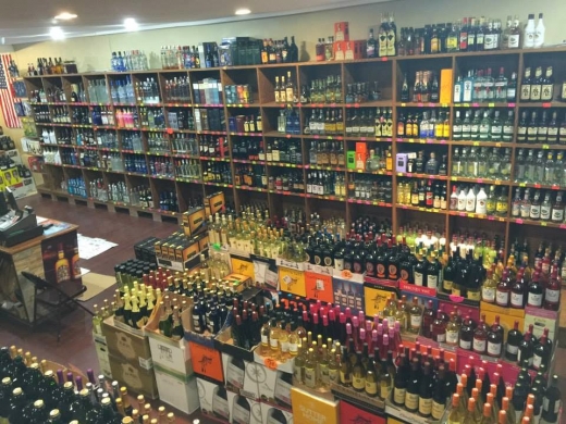 Jewett Liquor & Wine Boutique in Richmond City, New York, United States - #4 Photo of Point of interest, Establishment, Store, Liquor store