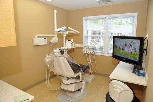 Holmdel Periodontics & Implant Dentistry in Holmdel City, New Jersey, United States - #1 Photo of Point of interest, Establishment, Health, Doctor, Dentist