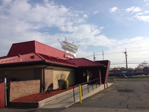 Pizza Hut in Jersey City, New Jersey, United States - #1 Photo of Restaurant, Food, Point of interest, Establishment, Meal takeaway, Meal delivery