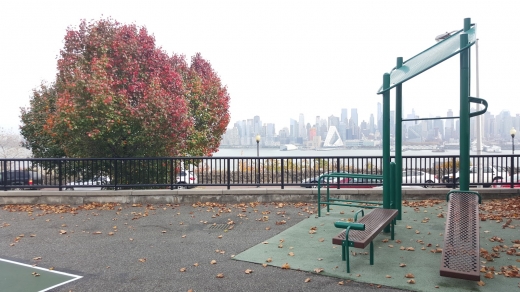 Louisa Park in Weehawken City, New Jersey, United States - #1 Photo of Point of interest, Establishment, Park